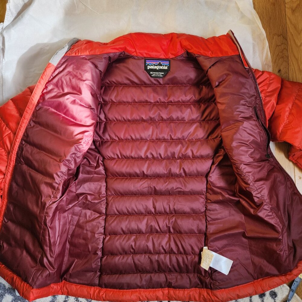 Patagonia Down Sweater Jacket - Picture 4 of 16